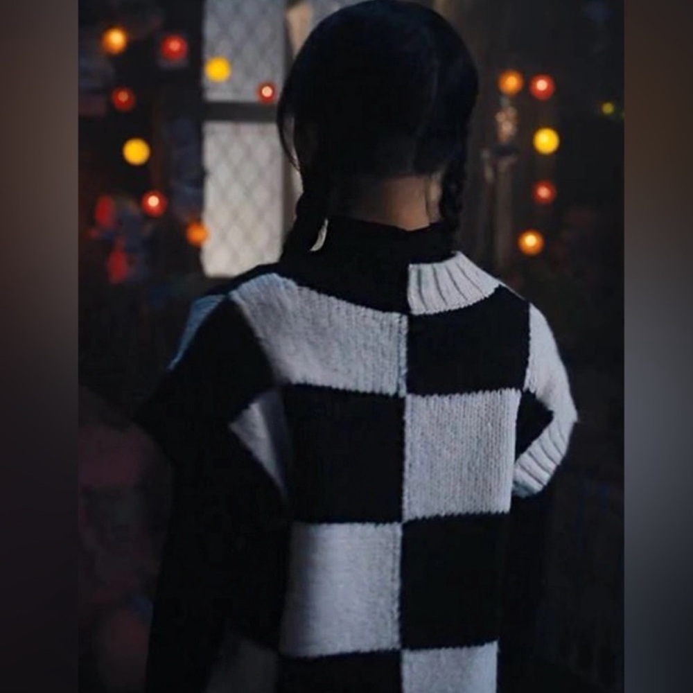 Zara Black and White Geometric Knit Sweater - Picture 2 of 7